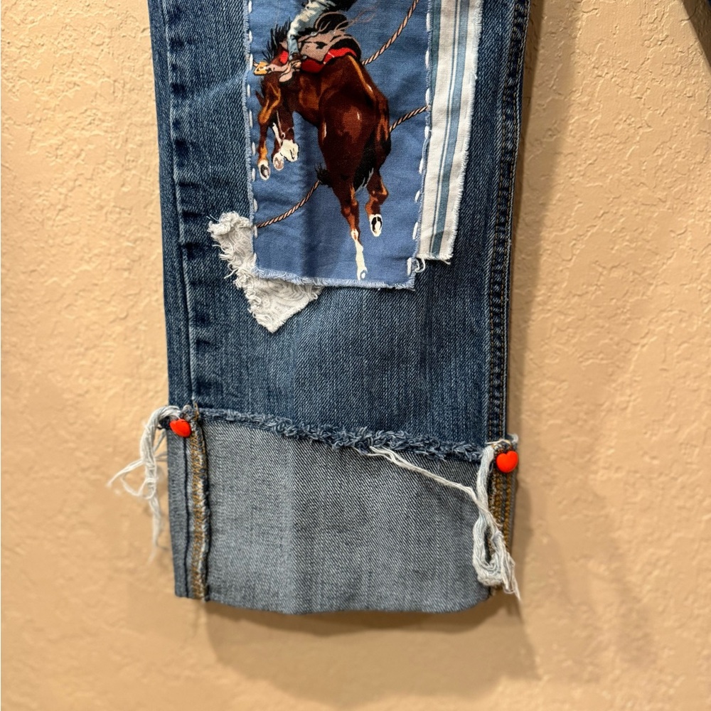 Cinch Women's Jeans - Picture 10 of 10